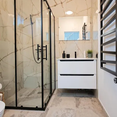 Villa Osupio Tako Lux Vilos With Free Parking